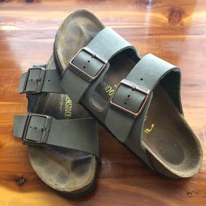 Birkenstock-barely worn!
